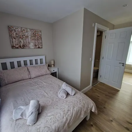 Gasthof Corner House - Seven Bedroom House