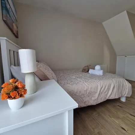 Gasthof Corner House - Seven Bedroom House